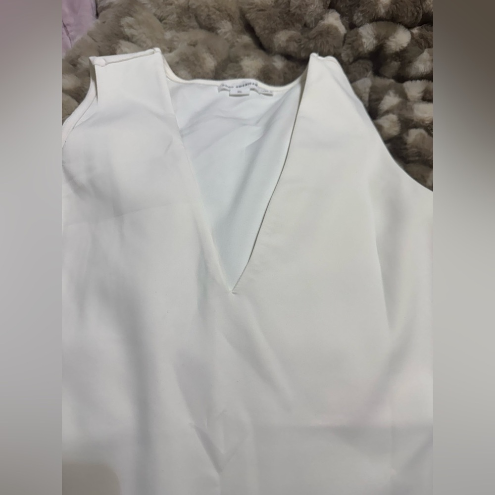 Good American Cream V-Neck Bodysuit